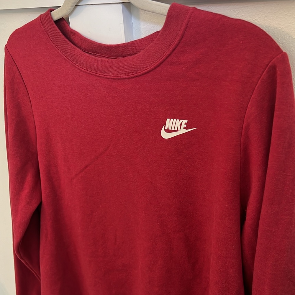 Nike Red Lightweight Sweatshirt Size M